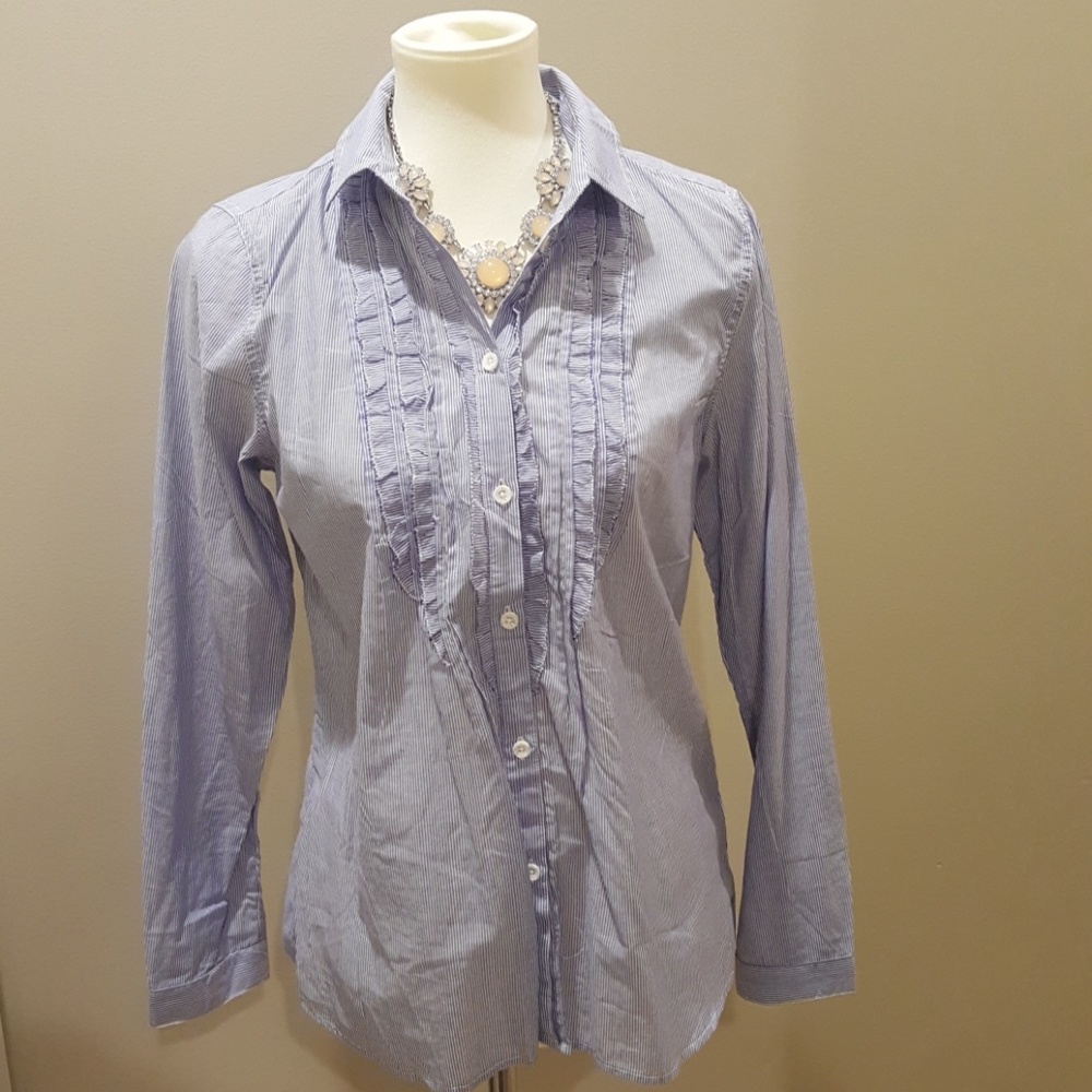 NWT AE buttonup top.